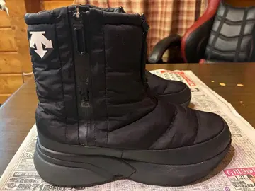 DESCENTE 블랙 부츠