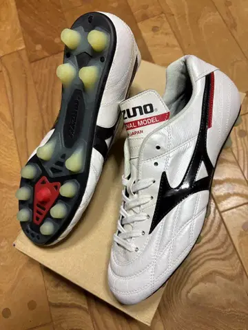 새상품 초레어 한정품 미즈노 모렐리아 UL 25.5cm