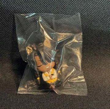 어깨 쿵 Fig. 트위스티드 원더랜드 트위스테 레오나