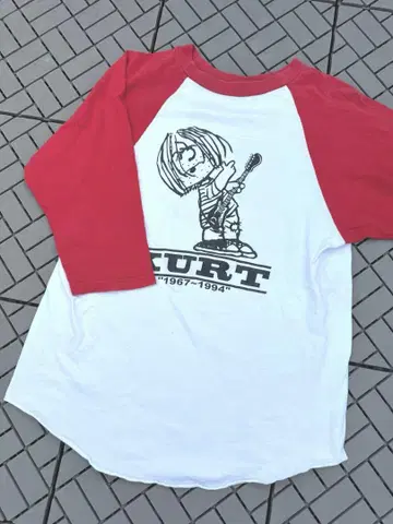 레어 인기 NIRVANA KURT United Sports 커트 코베인