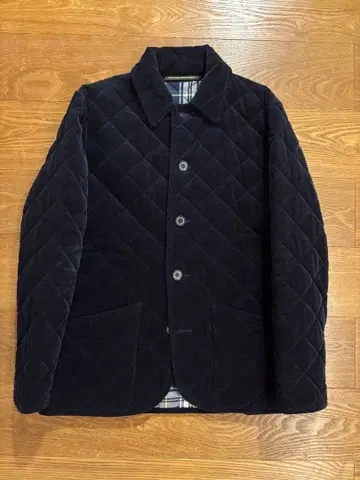 TRADITIONAL WEATHERWEAR 네이비 퀼팅 자켓