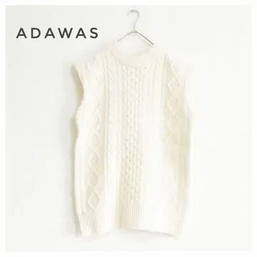 새상품급 ADAWAS 아란 니트 베스트 화이트 38