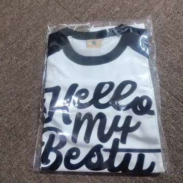 Hello My BESTY 티셔츠 M 사이즈