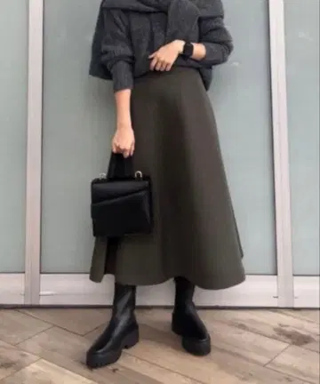 [ PLST ] 플라스테 퀼팅 플레어 스커트 올리브