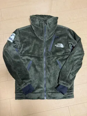 THE NORTH FACE 언터크티카 버사 로프트 자켓