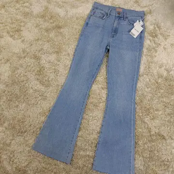 미사용 MOTHER THE WEEKENDER FRAY 부츠컷 데님