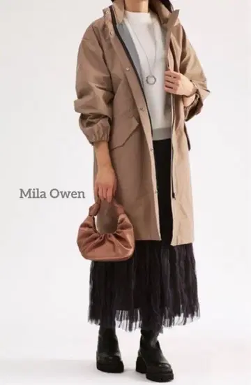 1회 사용 미라 오웬 코트 사이즈 1