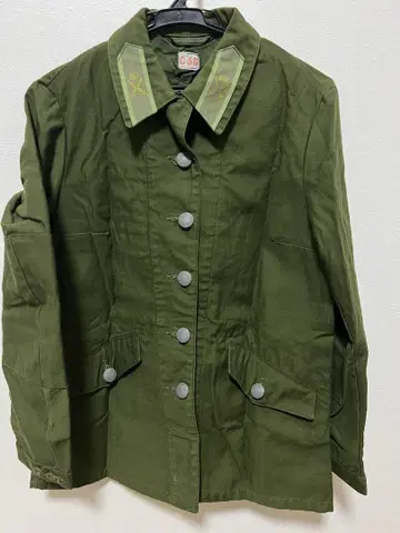 올리브 그린 밀리터리 자켓 구제 의류