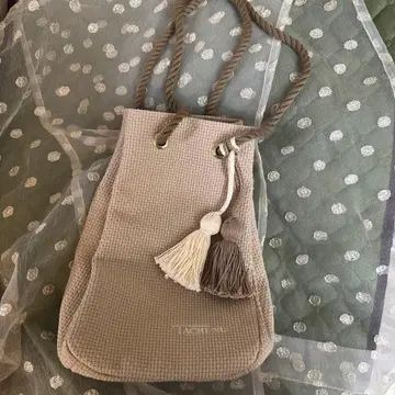 새상품급 TACHI-NU 타치누 숄더백 태슬 포함