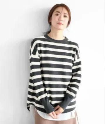 택 포함 새상품 14500엔 YORT 보더 니트 야마다야