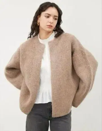 미라 오웬 W 페이스 샤기 니트 가디건