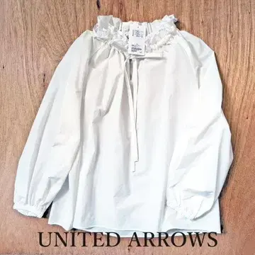 유나이티드 애로우즈 UNITED ARROWS 화이트 블라우스
