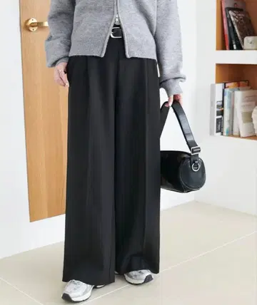 DISCOAT 욕심쟁이 2턱 와이드 팬츠 새상품