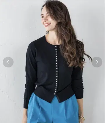 Viaggio Blu (비아지오 블루) 펄 버튼 니트 가디건