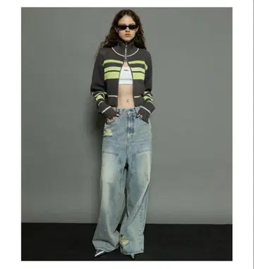 front zip mesh border knitwear