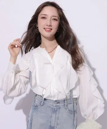 [ Apuweiser-riche ] 시어 프릴 블라우스 긴팔