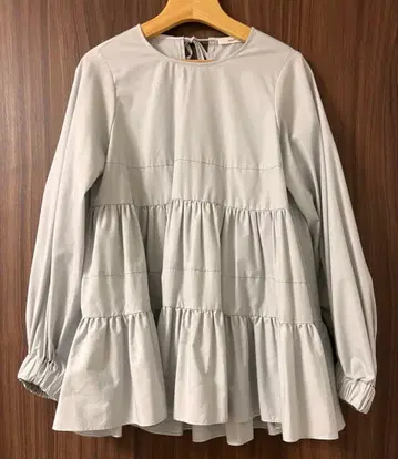 yori 요리 티어드 롱 블라우스 라이트 그레이 긴팔