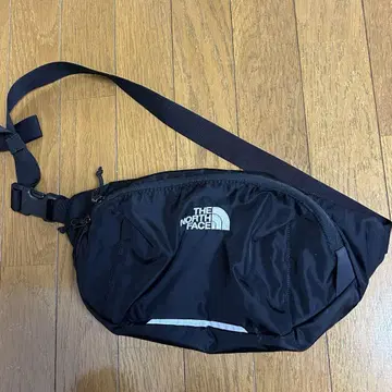 THE NORTH FACE 바디백 블랙