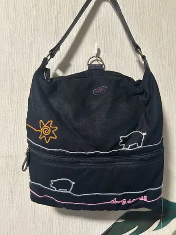 블랙 캔버스 숄더백