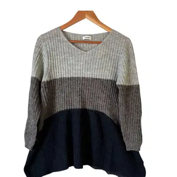 익명 배송 Plantation 알파카 혼방 니트 스웨터 V넥