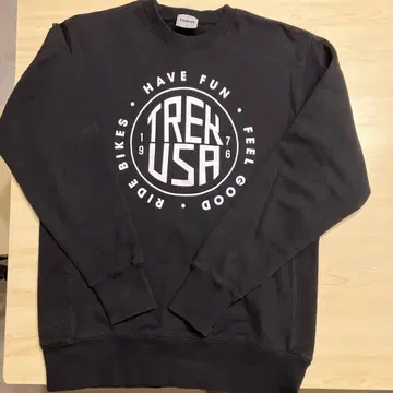 TREK 블랙 맨투맨 S