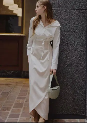 미사용 새상품 Aimeine 문 슬릿 타이트 스커트 브라운 M 사이즈