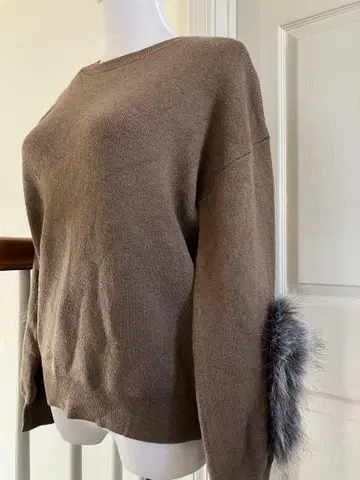 새상품 미사용 Grand Table 그랜터블 퍼 포함 니트 9