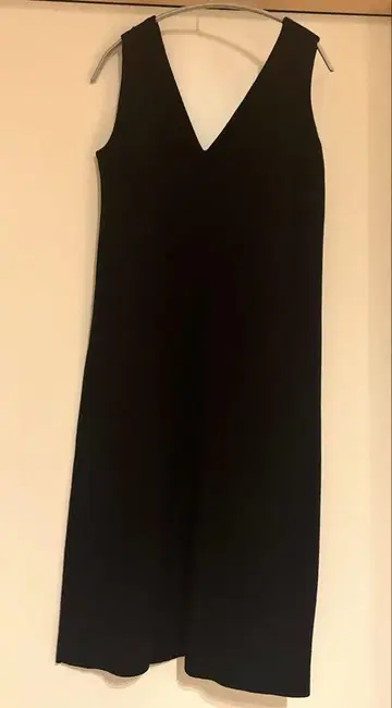 오버롤 스커트 니트 블랙