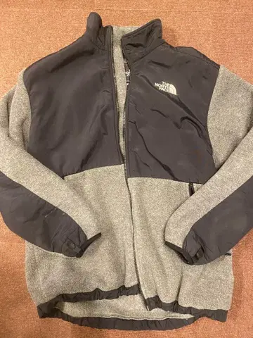 The North Face 데날리 자켓 그레이