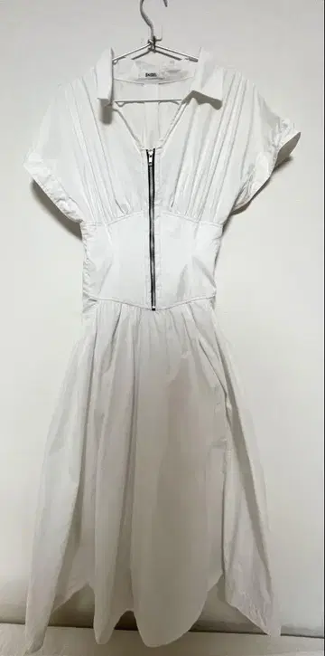 SNIDEL 프론트 지퍼 셔츠 원피스