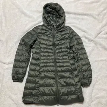 유니클로 울트라 라이트 다운 사이즈 M