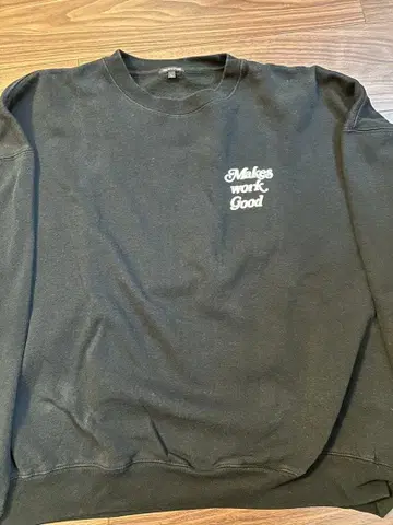 Makes Work Good 맨투맨 블랙