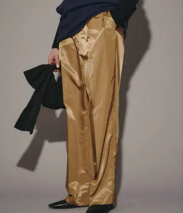 yae 샤이니 팬츠 시착만 한 상품 S~M