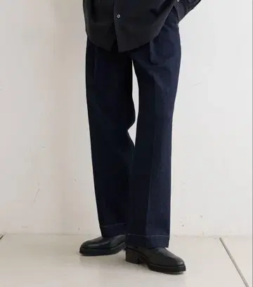 Lui's(루이스) 원턱 와이드 스트레이트 데님