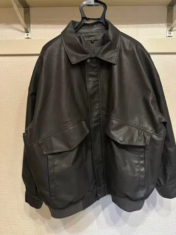 [ 가격 인하 중 ] CLEL 블랙 가죽 자켓 M