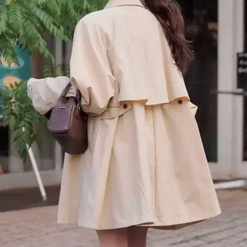 kastane 백 개더 트렌치코트 아이보리