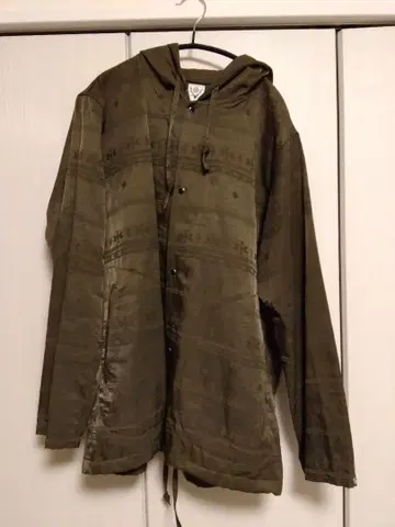 SOUTH2 WEST8 후드 부착 마운틴 후드티 올리브 그린