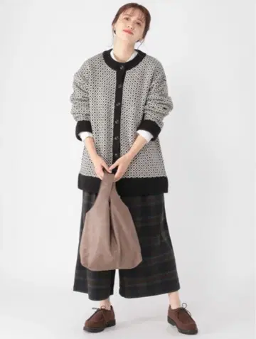 스튜디오 클립 MACOBER 콜라보 가디건