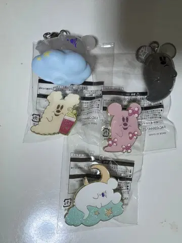 디즈니 할로윈 2025 참 핀 배지 세트