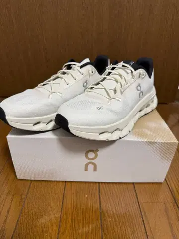 새상품급! On Cloudtilt 27cm