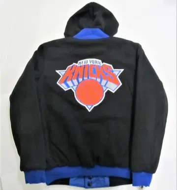 NEW YORK KNICKS 바시티 자켓 후드 부착 리버서블
