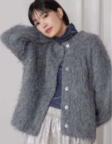 부즈루드 샤기 니트 그레이 가디건