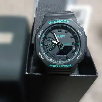 G-SHOCK GMA-S2100GA-1AJF 몇 회 사용 새상품급