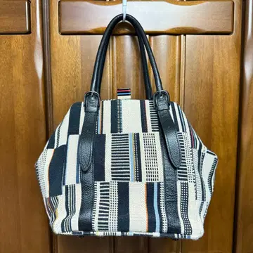 Think Bee! 싱크비 가마구치 핸드백