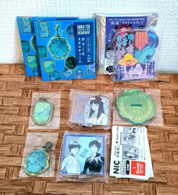 이토 준지전 굿즈 아크릴 스탠드 메탈 참