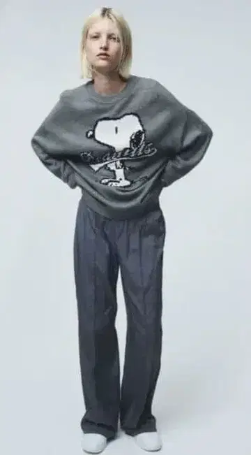 H&M*SNOOPY 자카드 니트 그레이