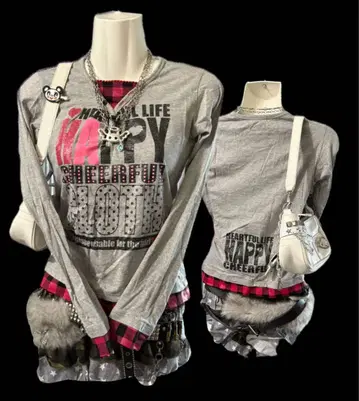 [ Y2K ] 맥브링 체크 다크코어 00s 롱티 라메 헤이세이 여자