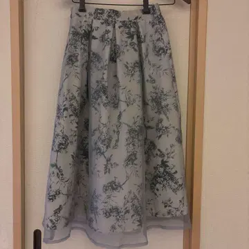 Couture 꽃무늬 플레어 스커트 사이즈 34