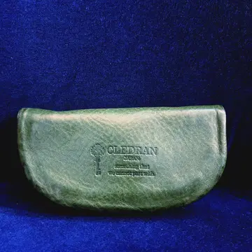 CLEDRAN 올리브 그린 가죽 파우치