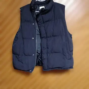 BlessU 블랙 다운 베스트